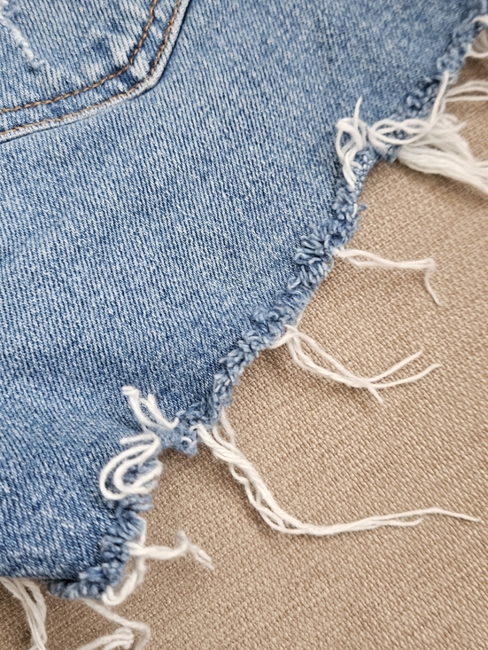 Abercrombie & Fitch MOM shorts Mid Rise Women's Light Blue Distressed Denim - Picture 9 of 13